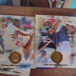 Donruss Studio Master Strokes Oversized MLB Autographed Card